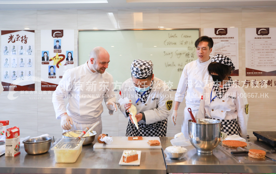 啊啊大鸡巴日进逼爽啊北京新东方烹饪学校-学子回访